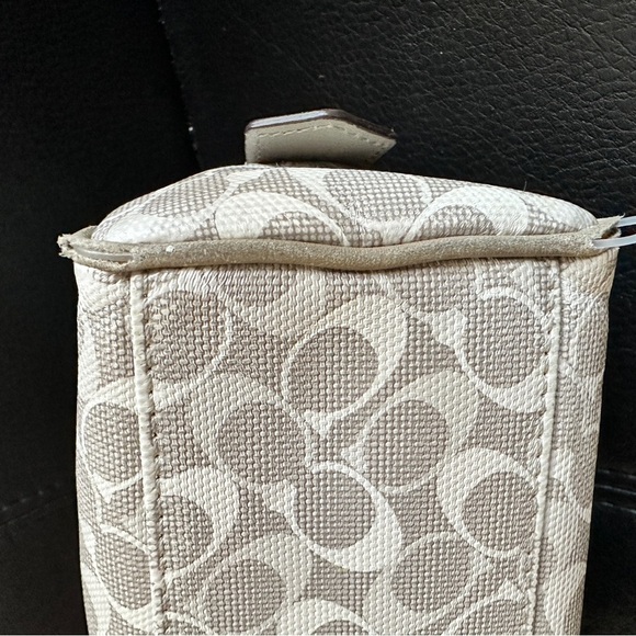 Coach Heritage Stripe Signature “C” Makeup Travel Cosmetic Pouch Bag‎ Grey - Picture 8 of 9